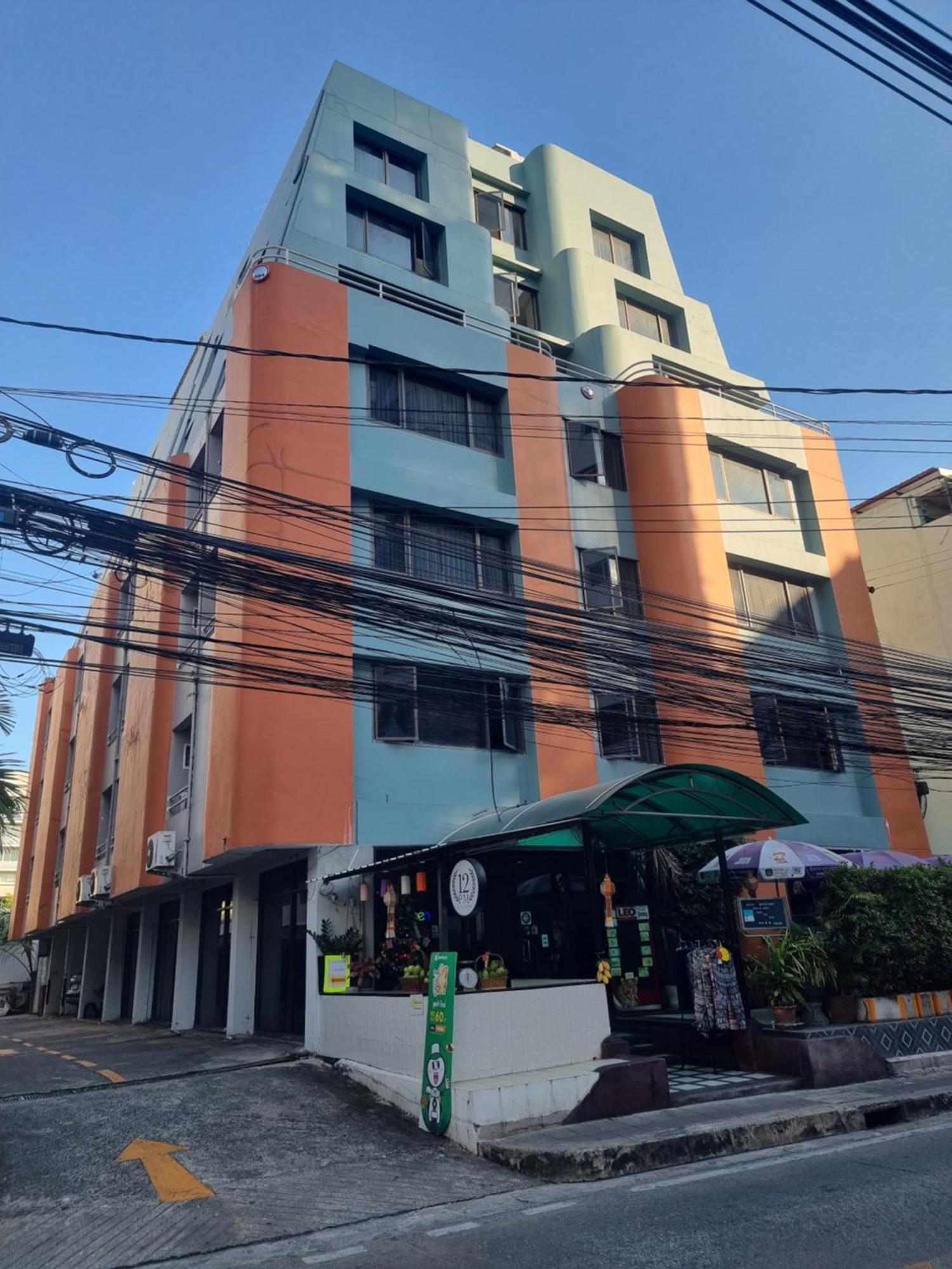 12Pm Bangkok Banguecoque Exterior foto